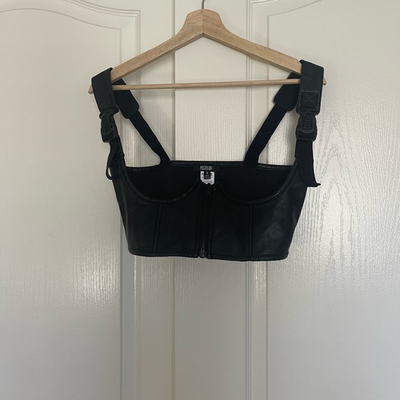 Black zip up corset top - Picture 3 of 5